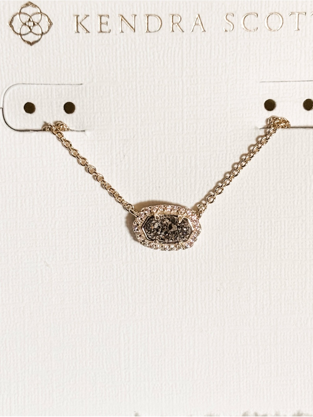 NWT! Kendra Scott Chelsea Necklace - Gold
